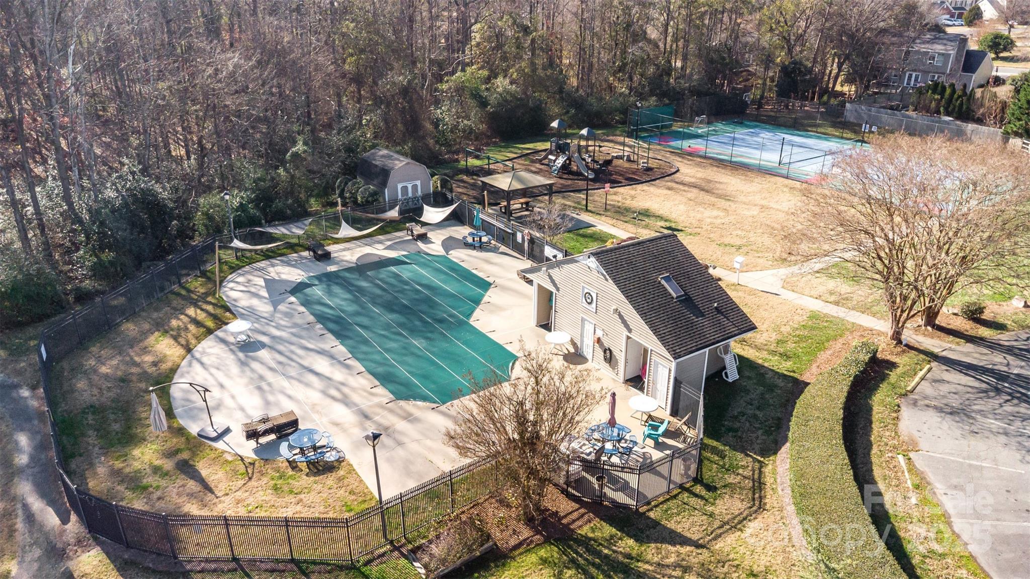 Woodside Village - Residential