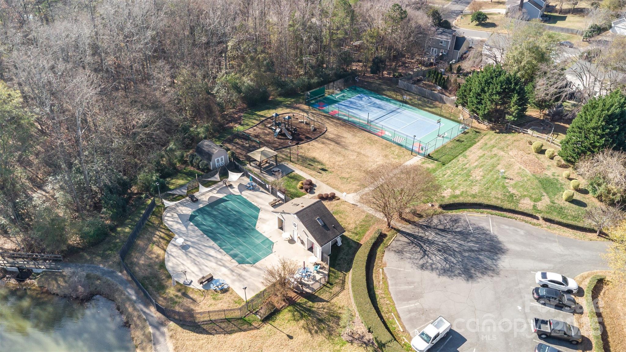 Woodside Village - Residential