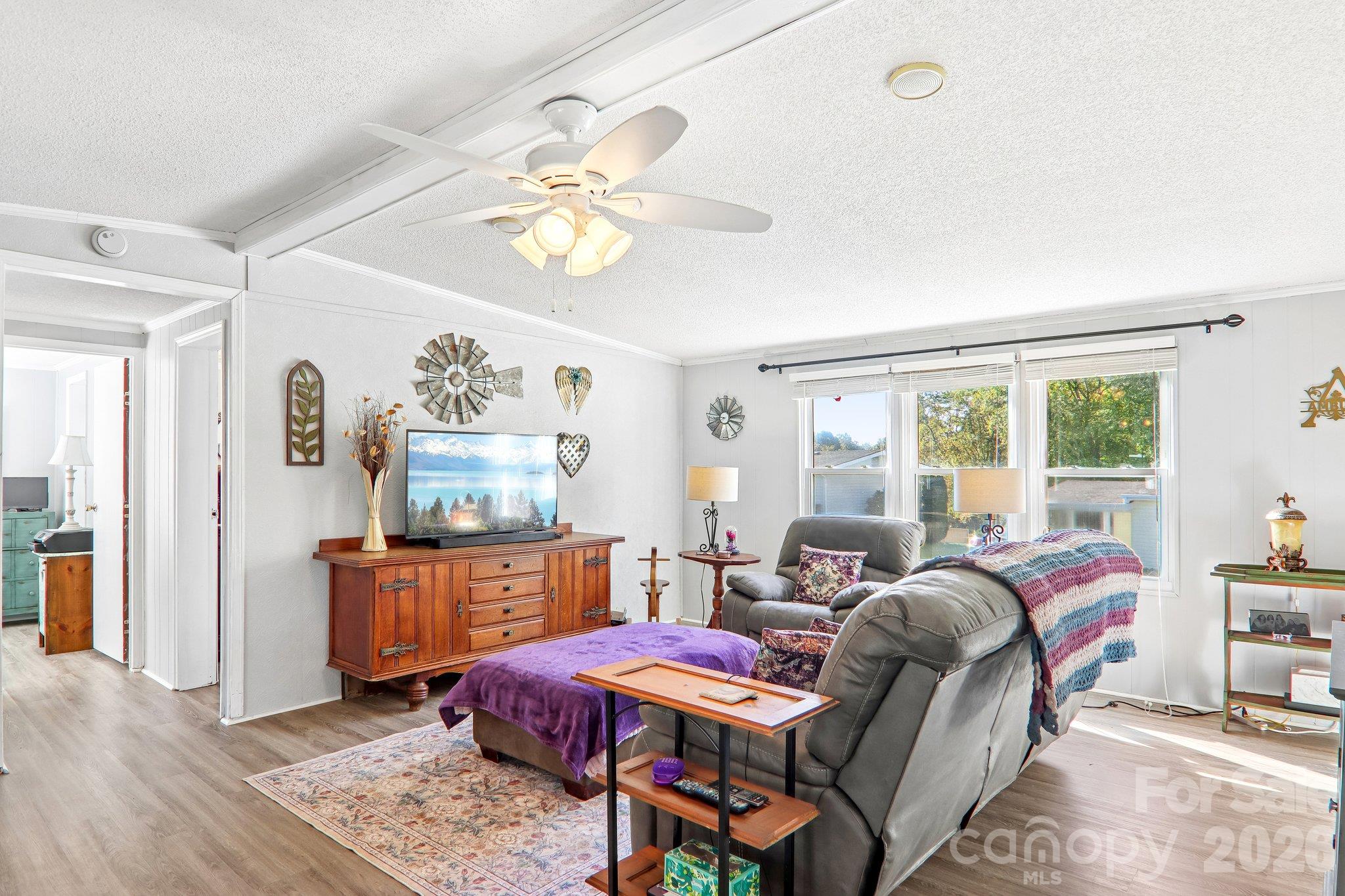 304 Meadowbrook Court