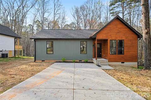 427 W Ballard Street Cherryville NC 28021