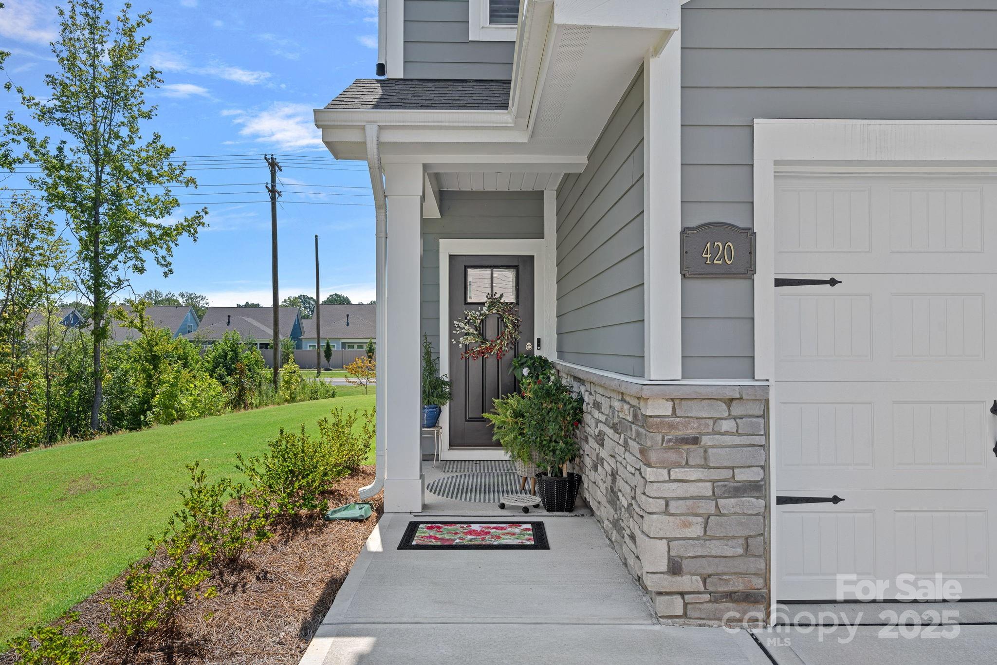 420 Quartz Hill Way