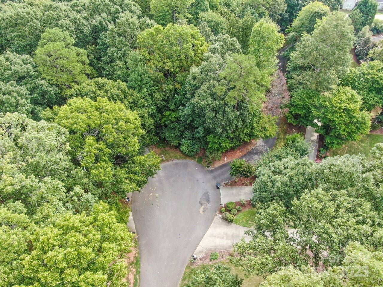 145 Bridlepath Lane