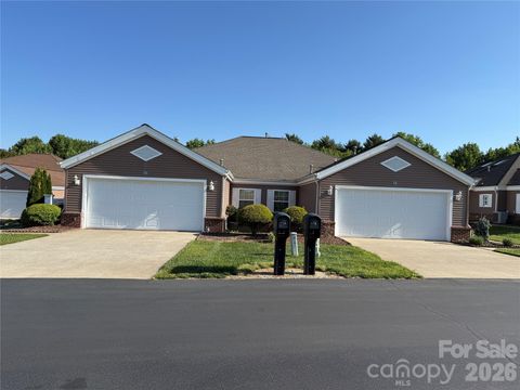 Photo of 11 A Heather Way, Candler, NC 28715 (MLS # 4381807)