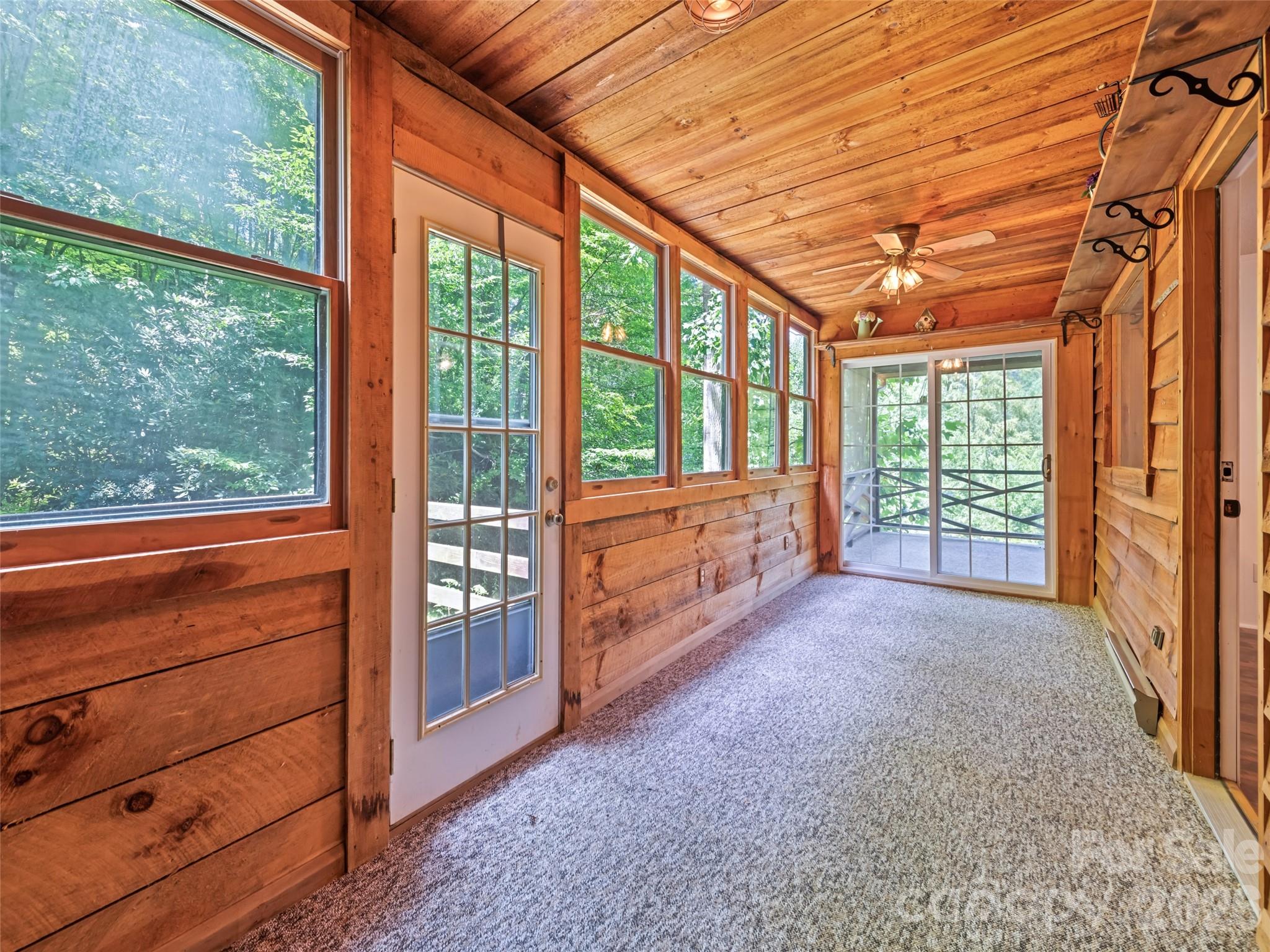 Laurel Gap - Residential