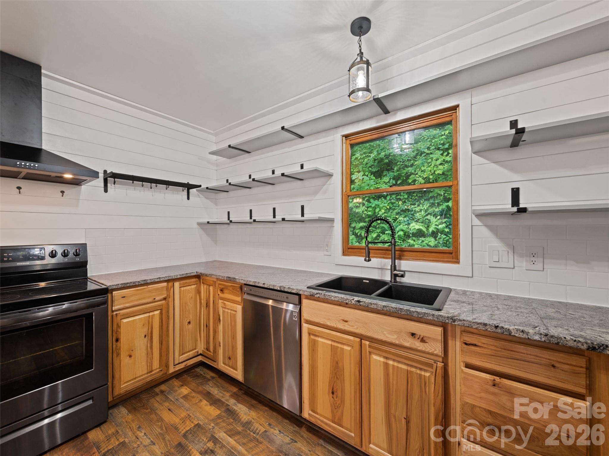 Laurel Gap - Residential