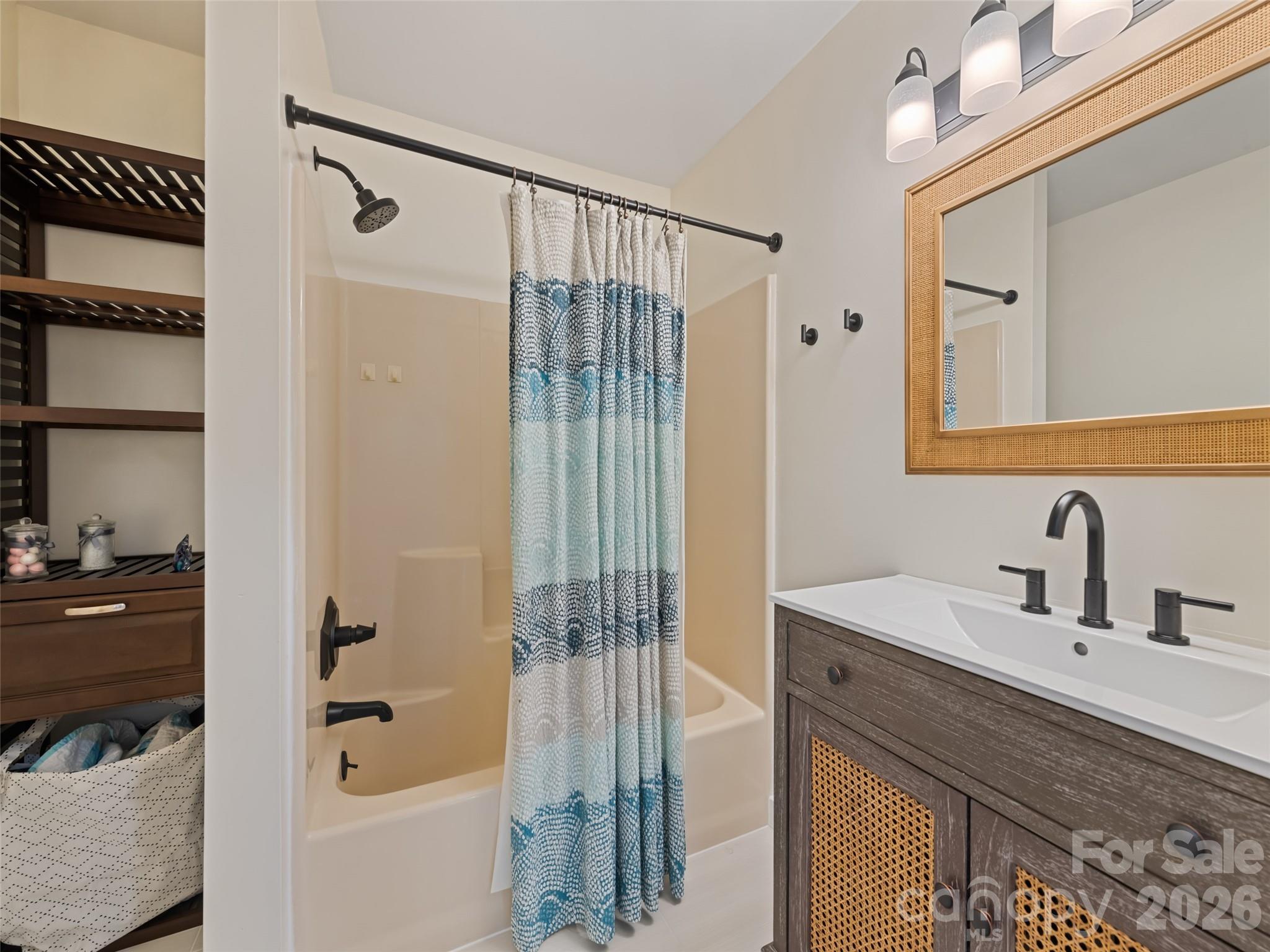 Laurel Gap - Residential