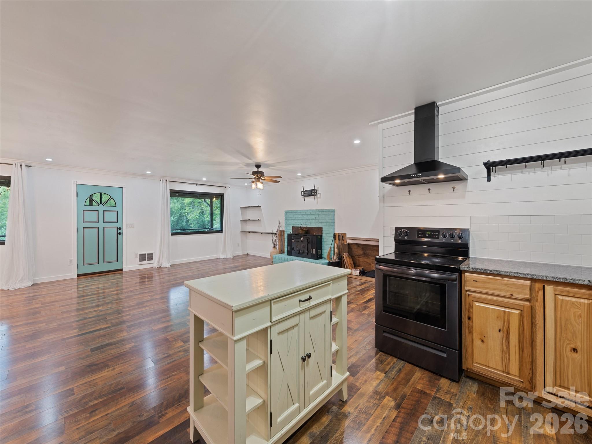 Laurel Gap - Residential