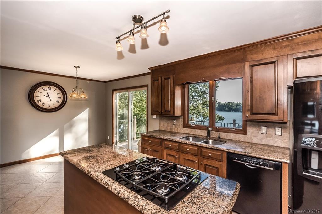 Tega Cay - Residential