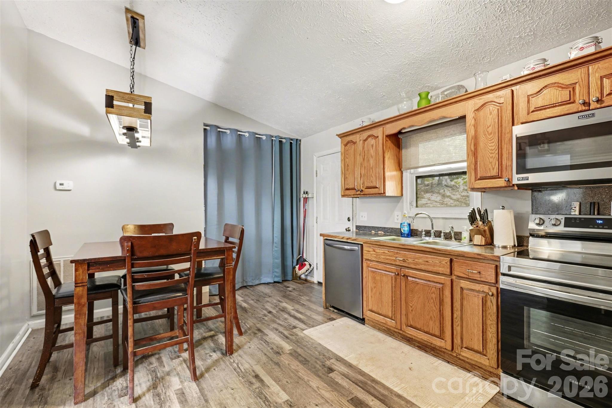 Mason Oaks - Residential