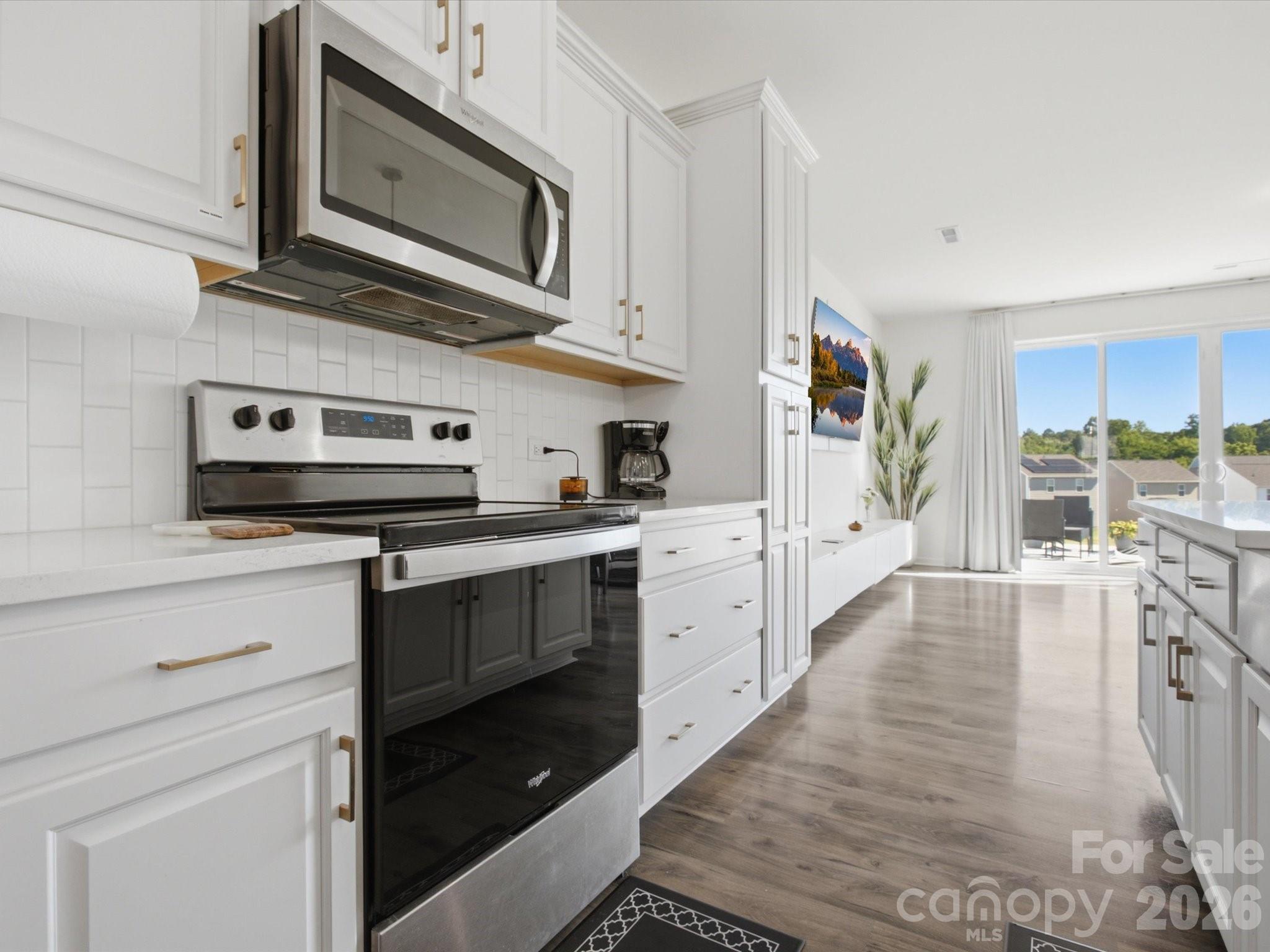 3011 Pinehills Way