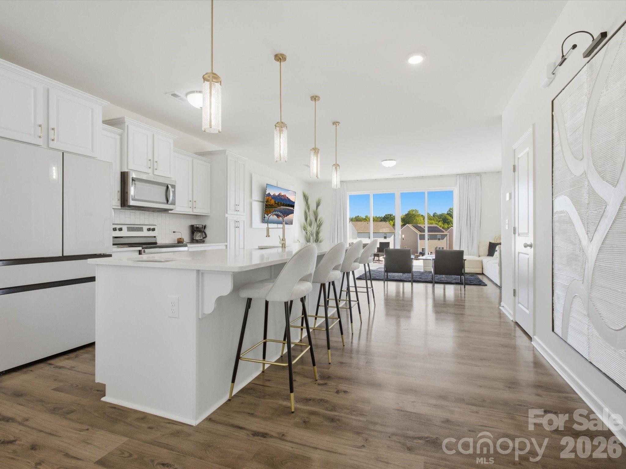 3011 Pinehills Way