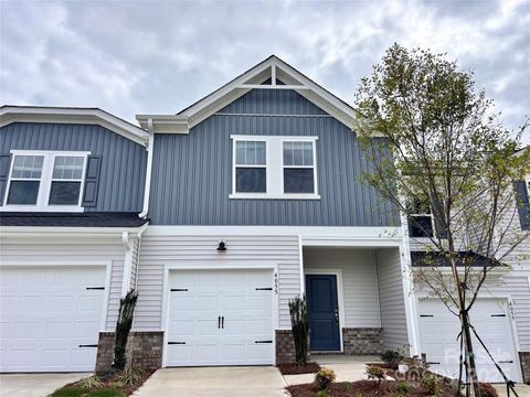 4055 Summit Woods Drive Charlotte NC 28216