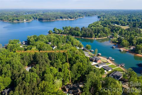 Photo of 623 Normandy Road, Mooresville, NC 28117 (MLS # 4369080)