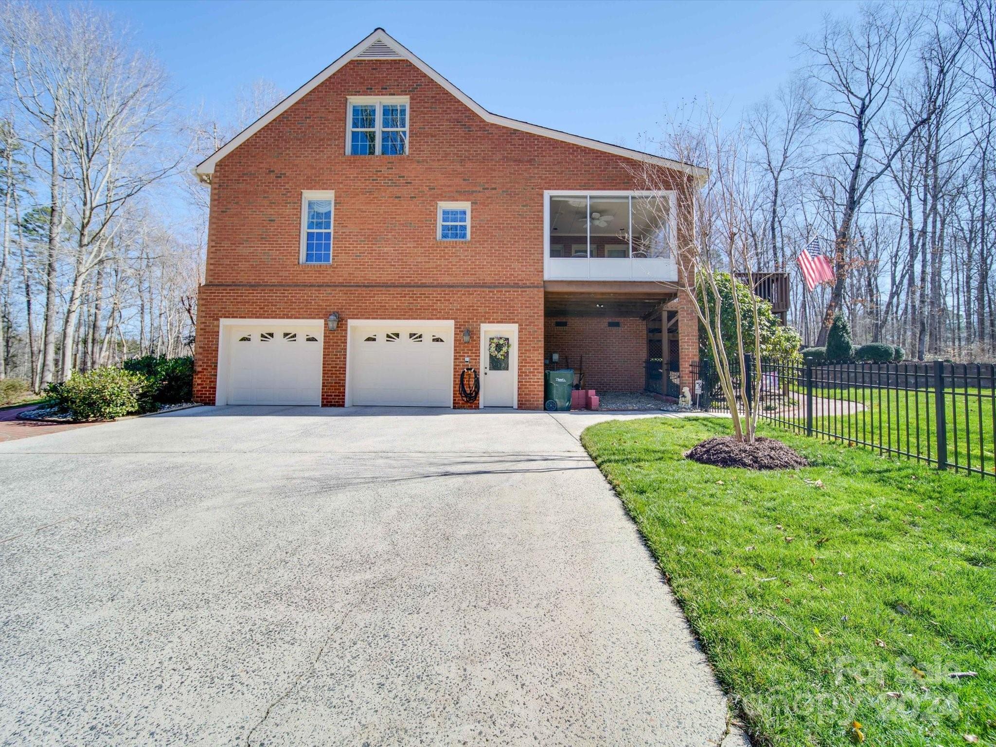 Zemosa Acres - Residential