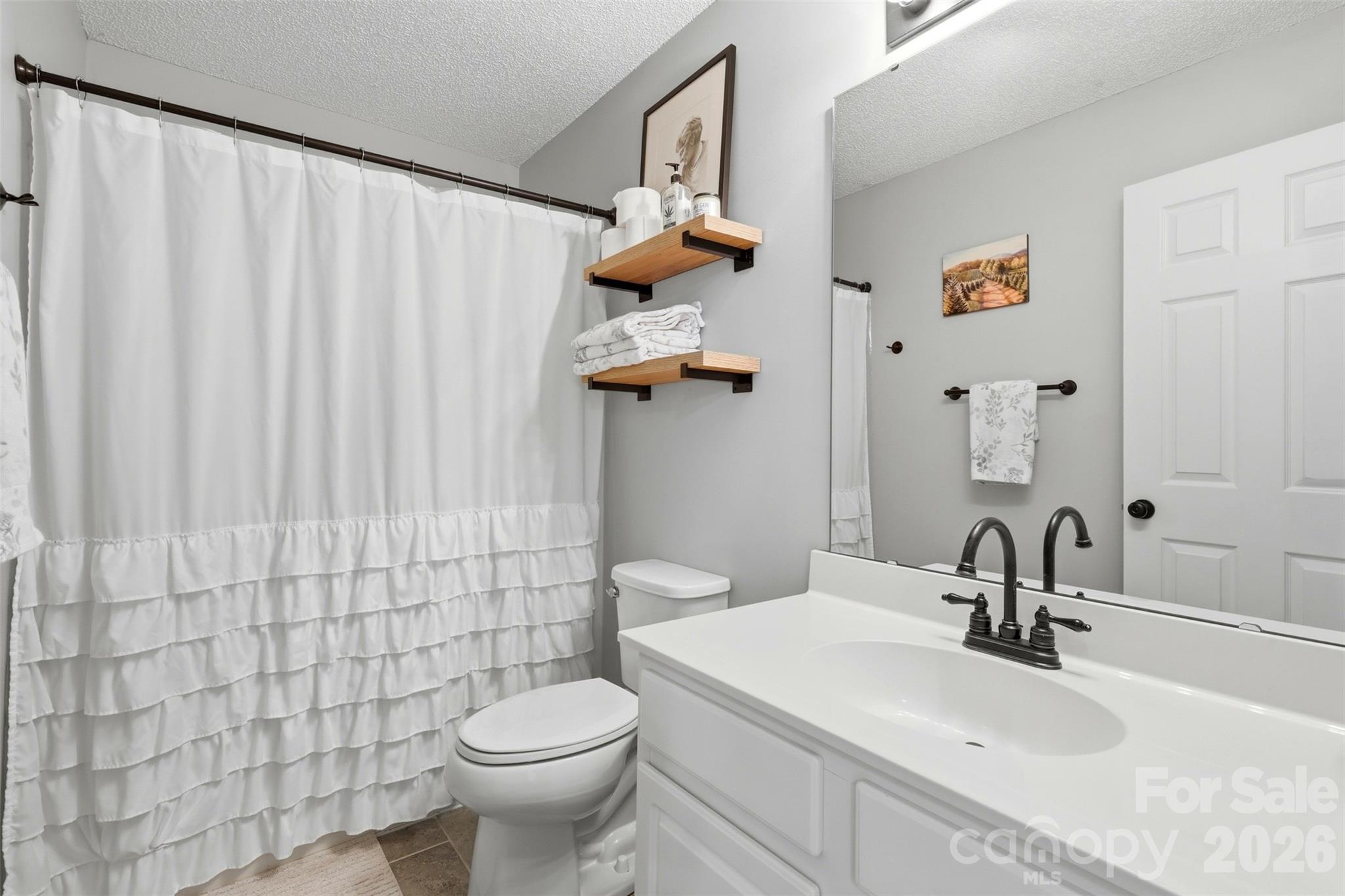 Adams Bluff - Residential