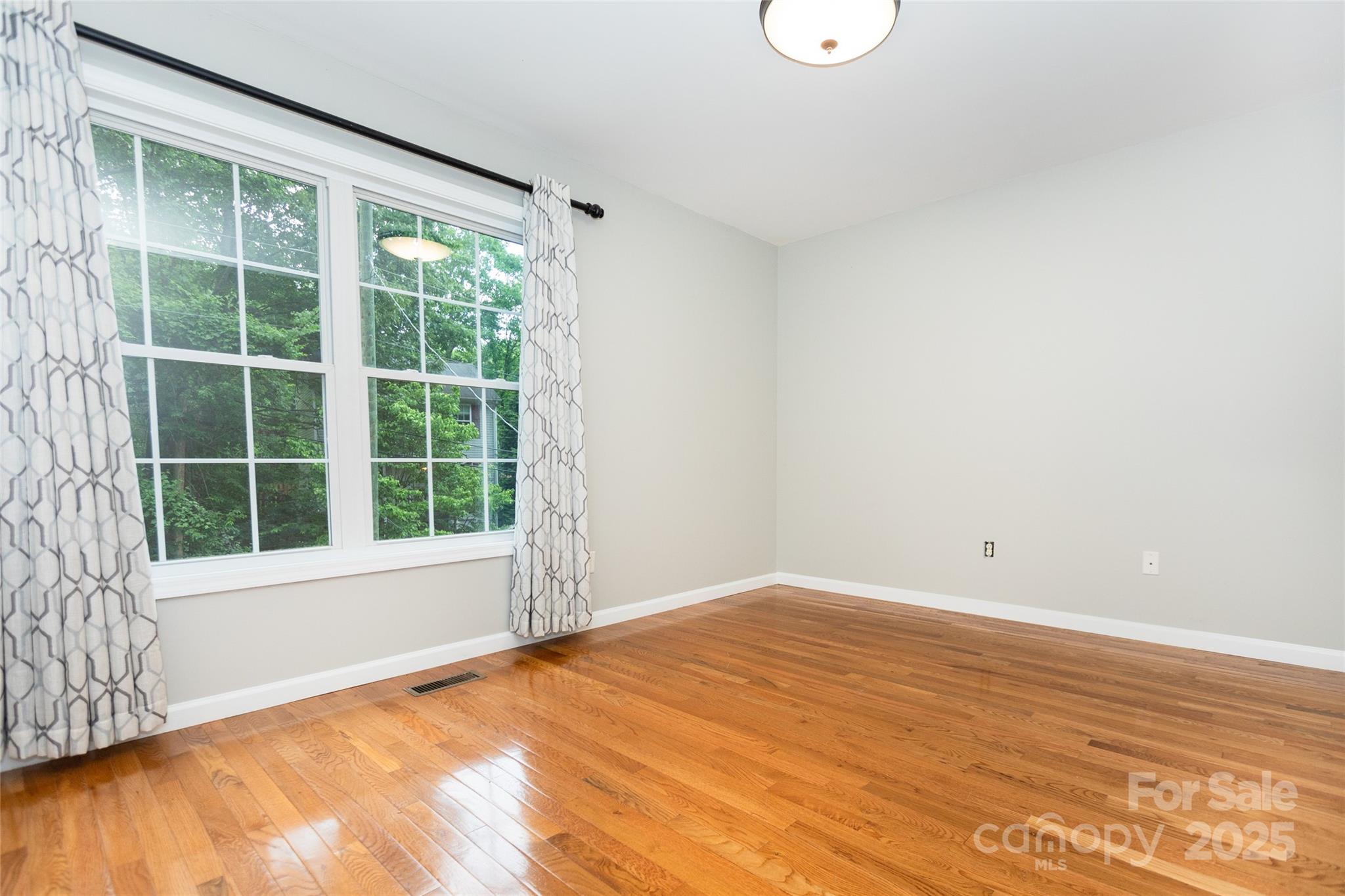 Kenilworth - Residential Income