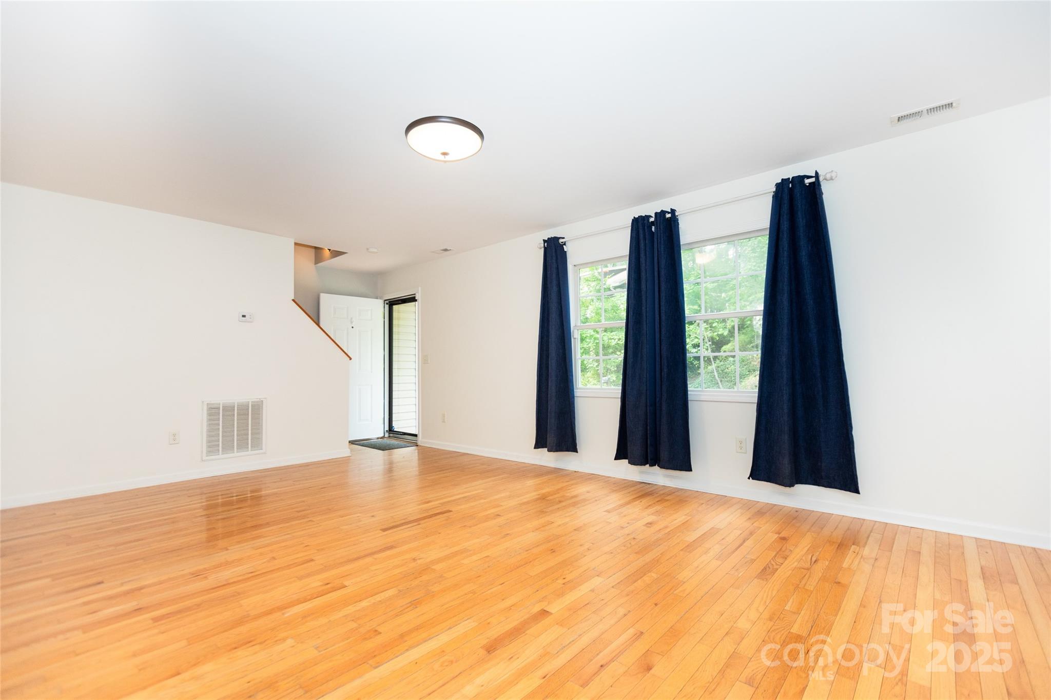 Kenilworth - Residential Income