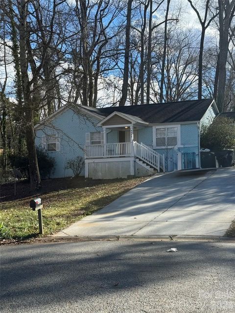 6628 Cool Water Court Charlotte NC 28215