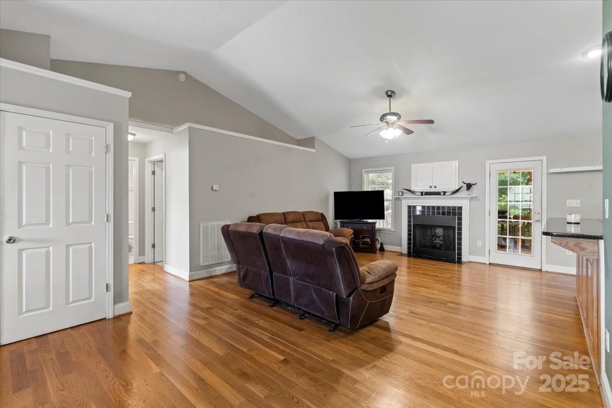 112 Chasse Court