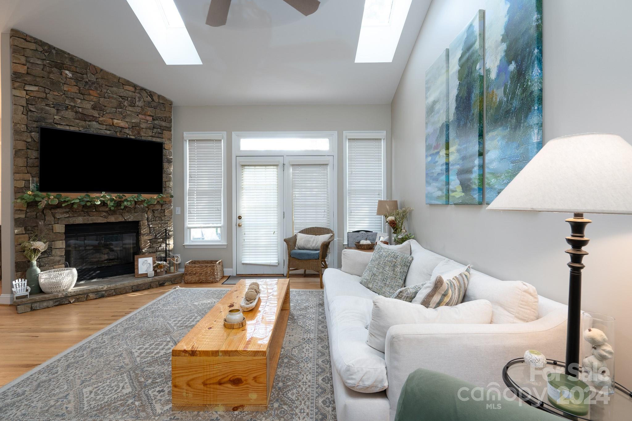 Uwharrie Point - Residential