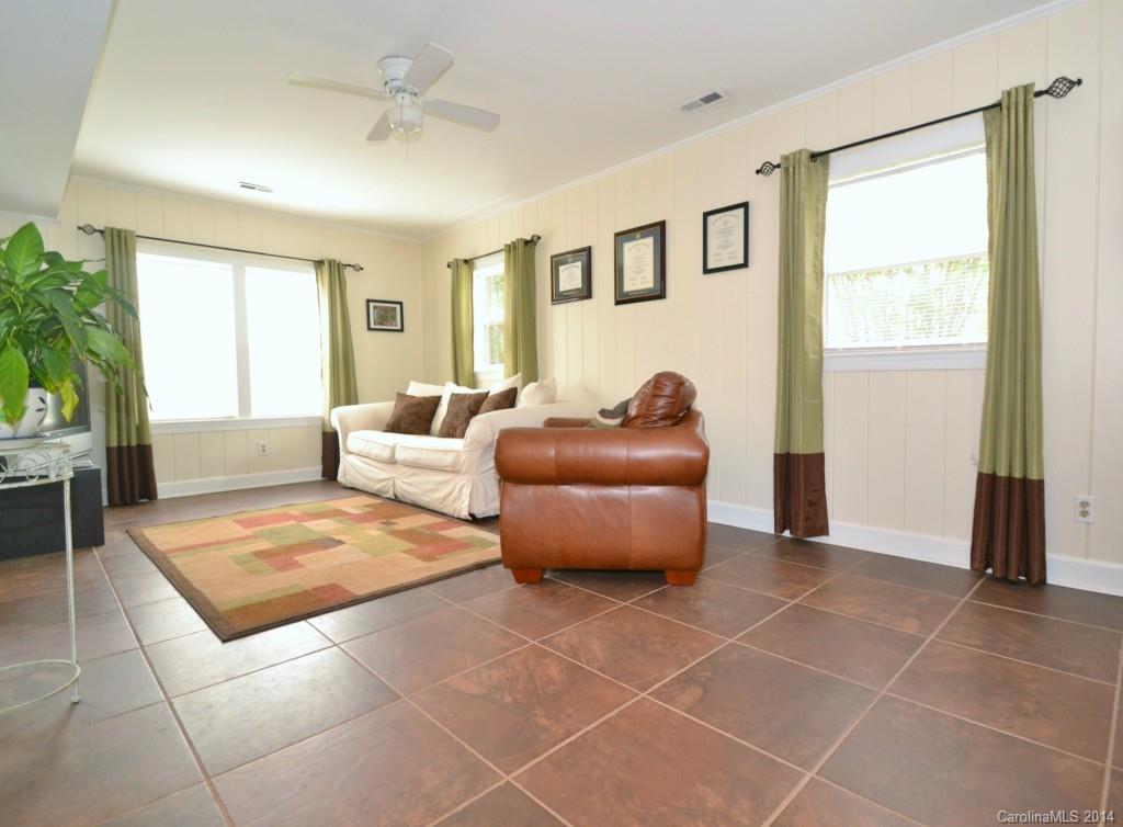 Country Club Heights - Residential