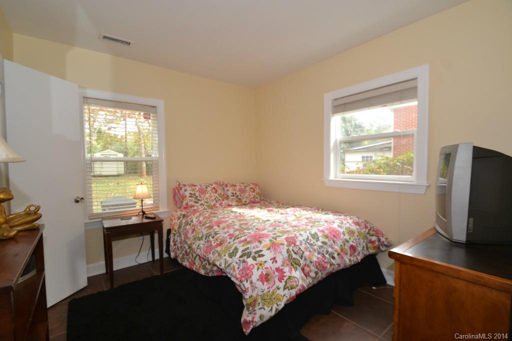 Country Club Heights - Residential