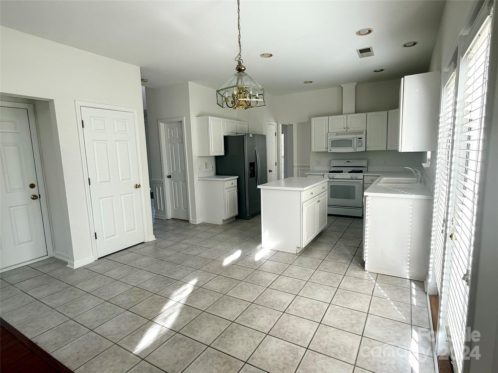 Highland Creek - Residential