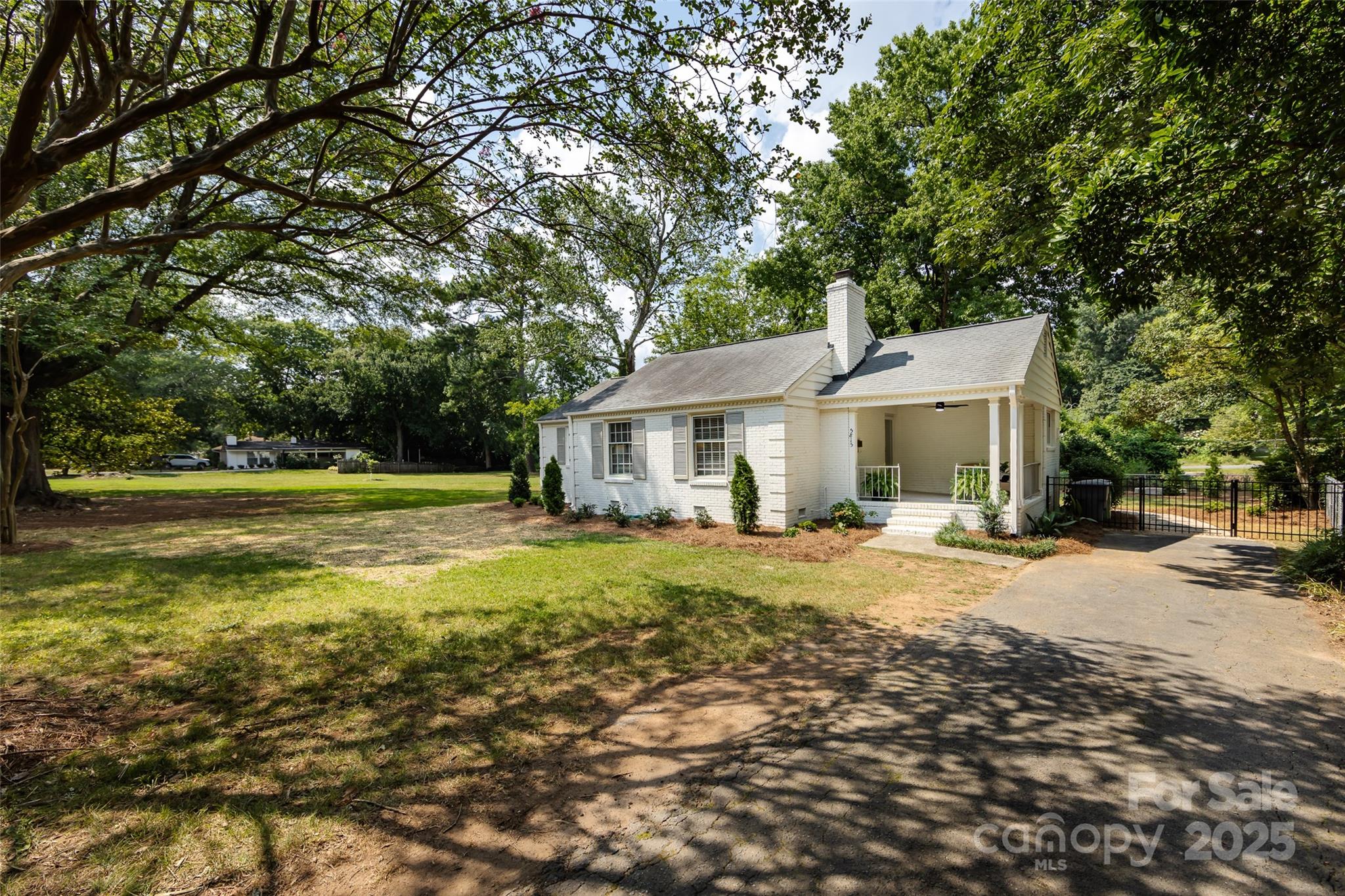 5815 Wedgewood Drive