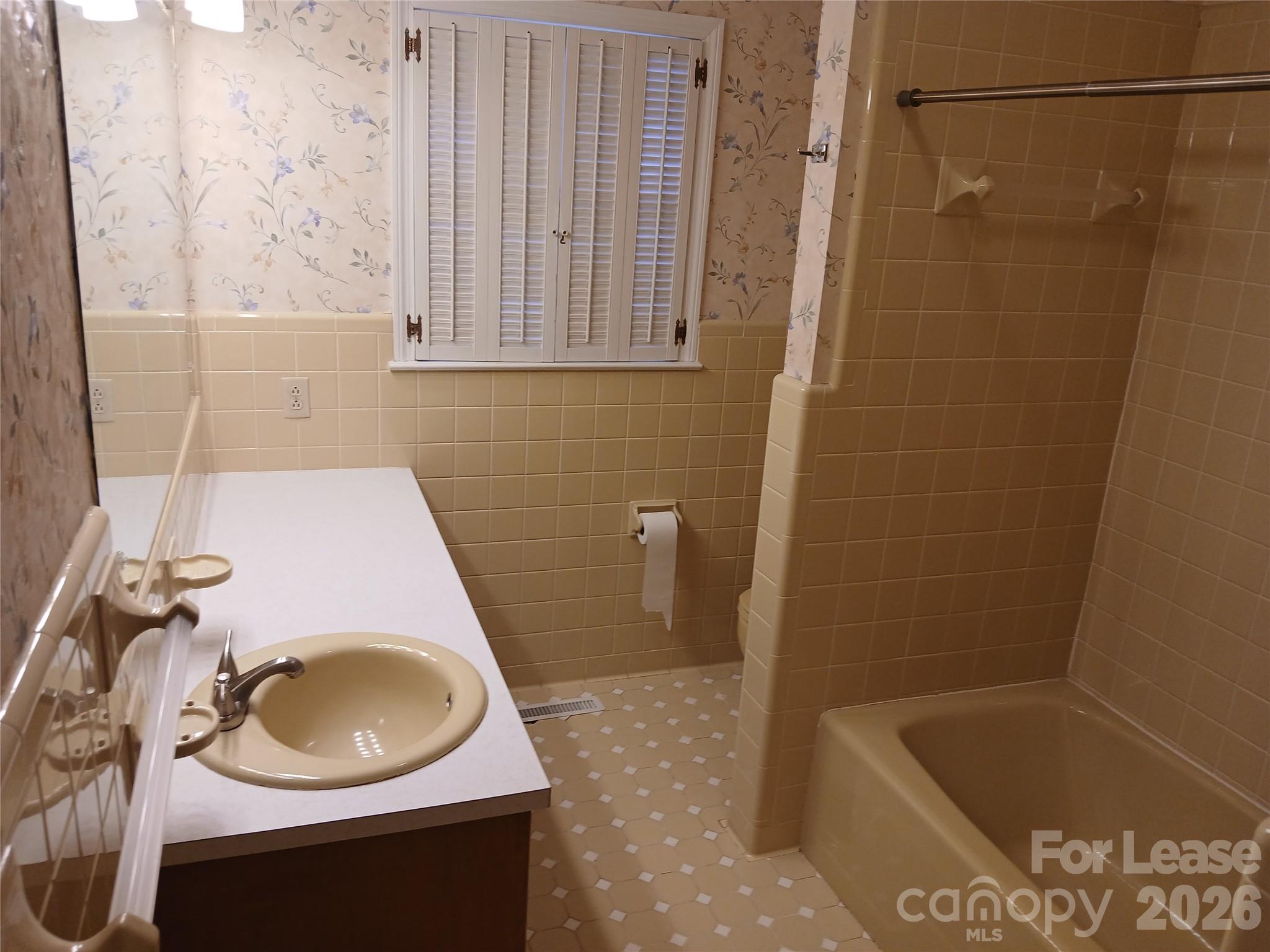 River Park - Residential Lease