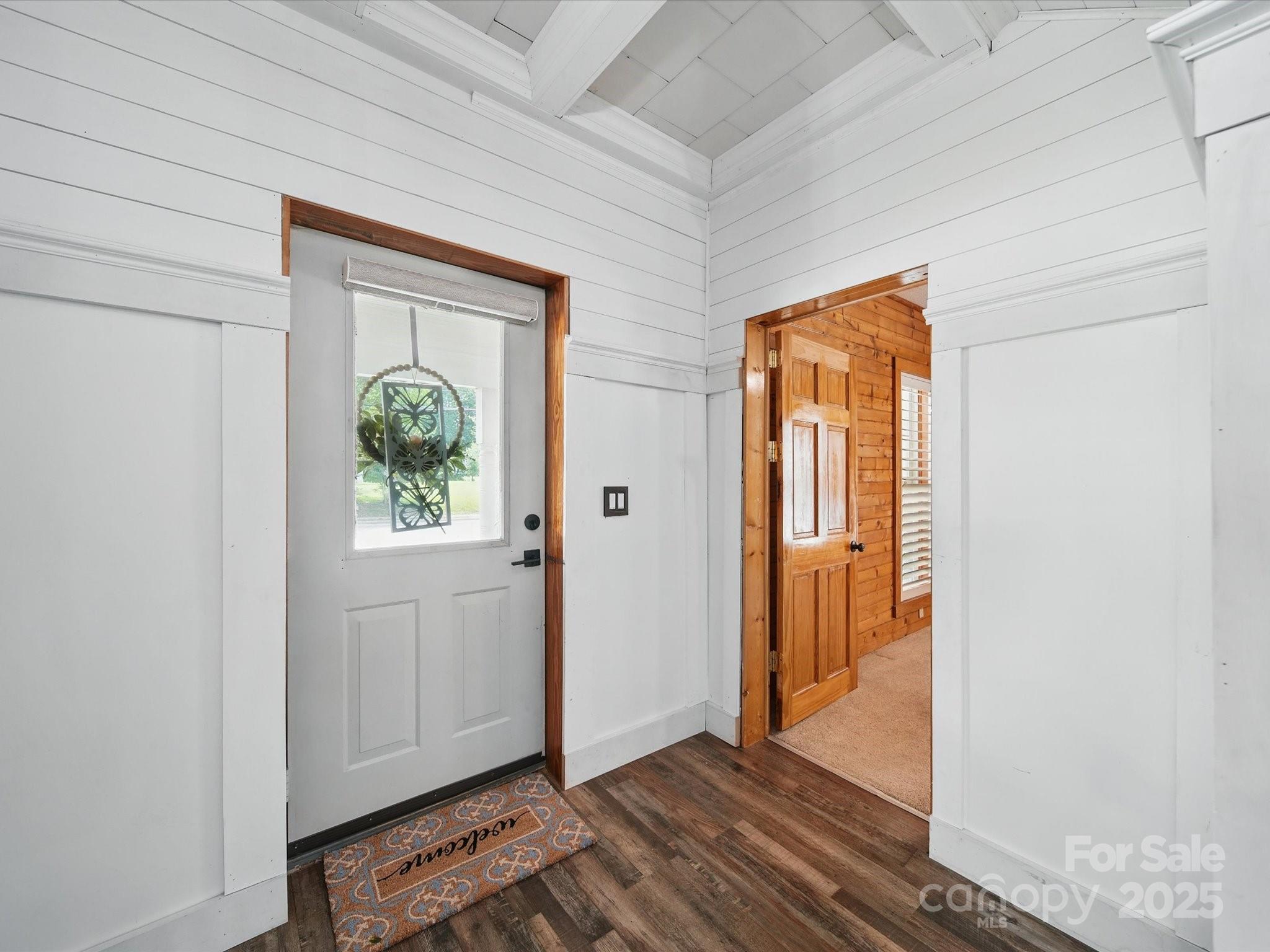 828 N Main Street