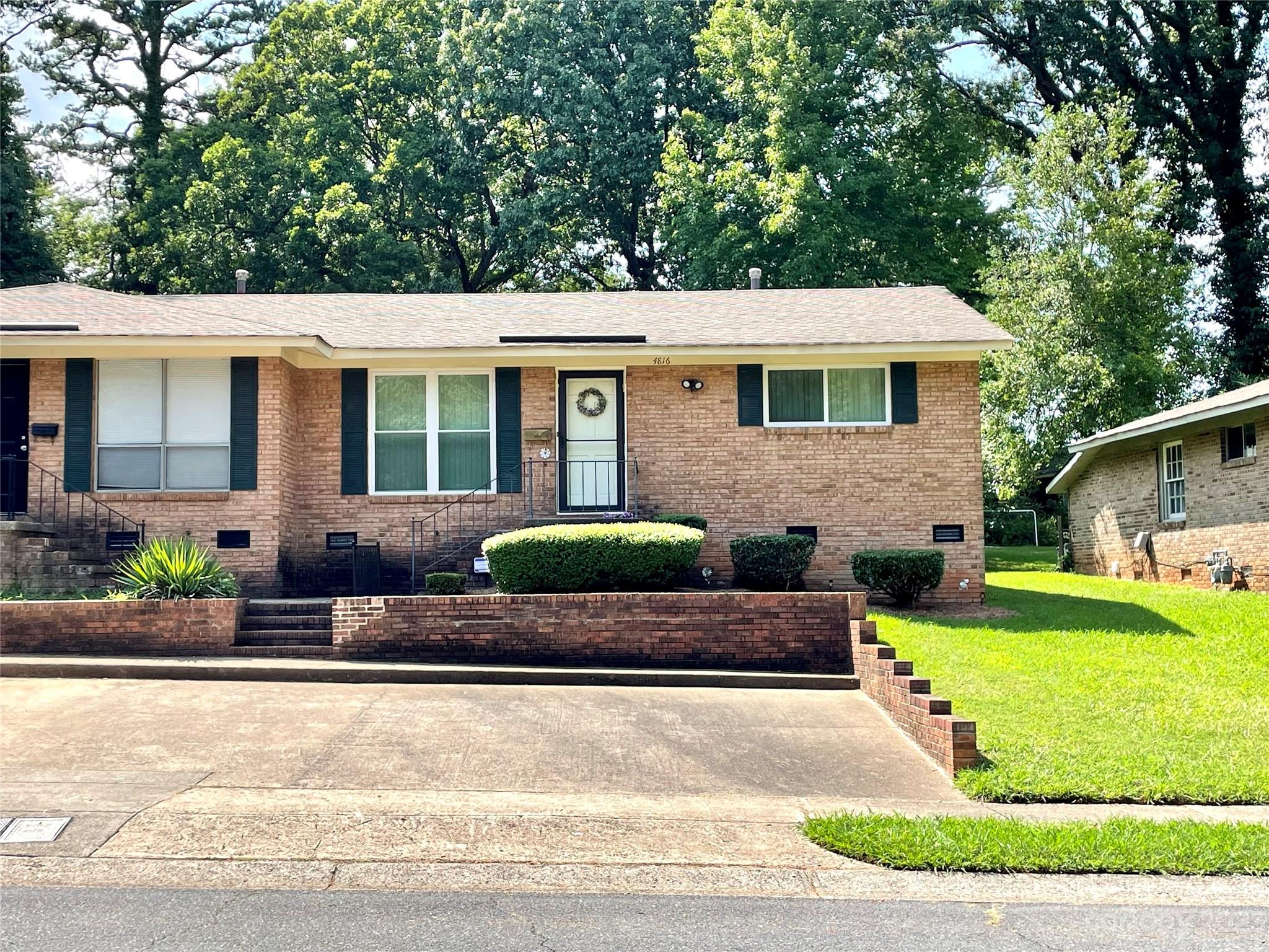 Park Plaza - Residential