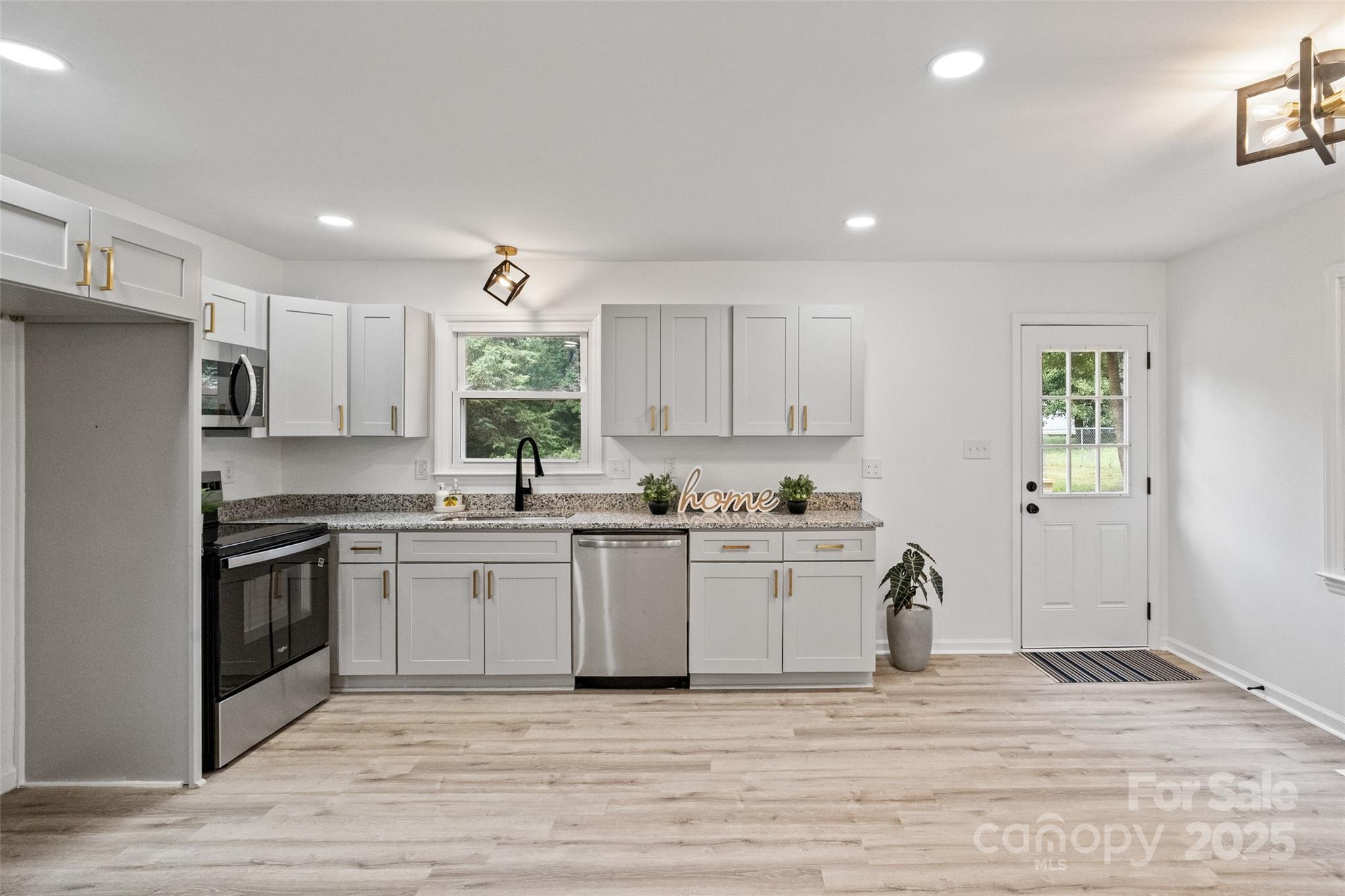 Amy Acres - Residential