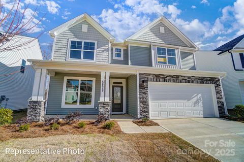 5103 Heathland Drive 50 Charlotte NC 28215
