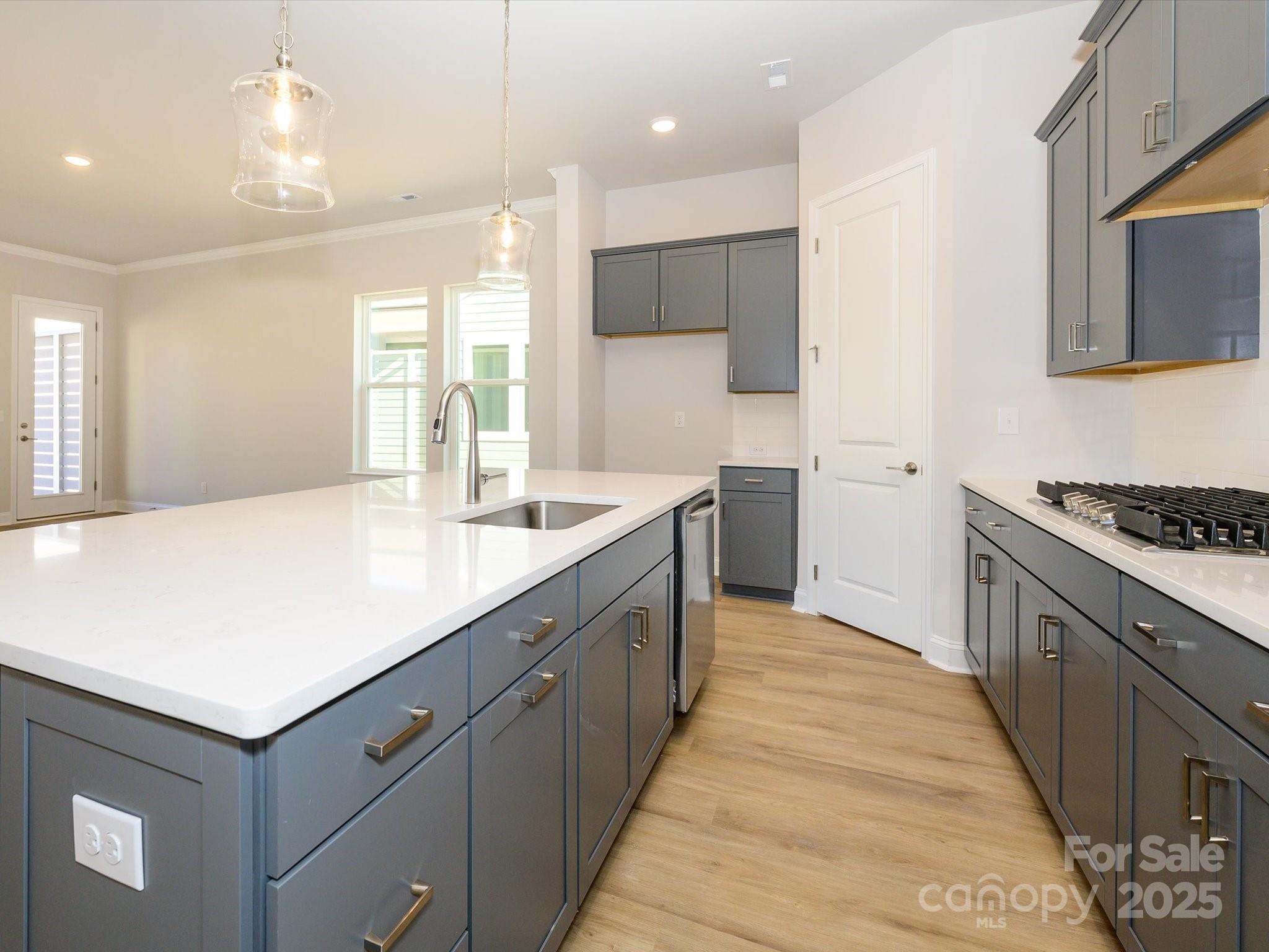 1110 Lowland Way