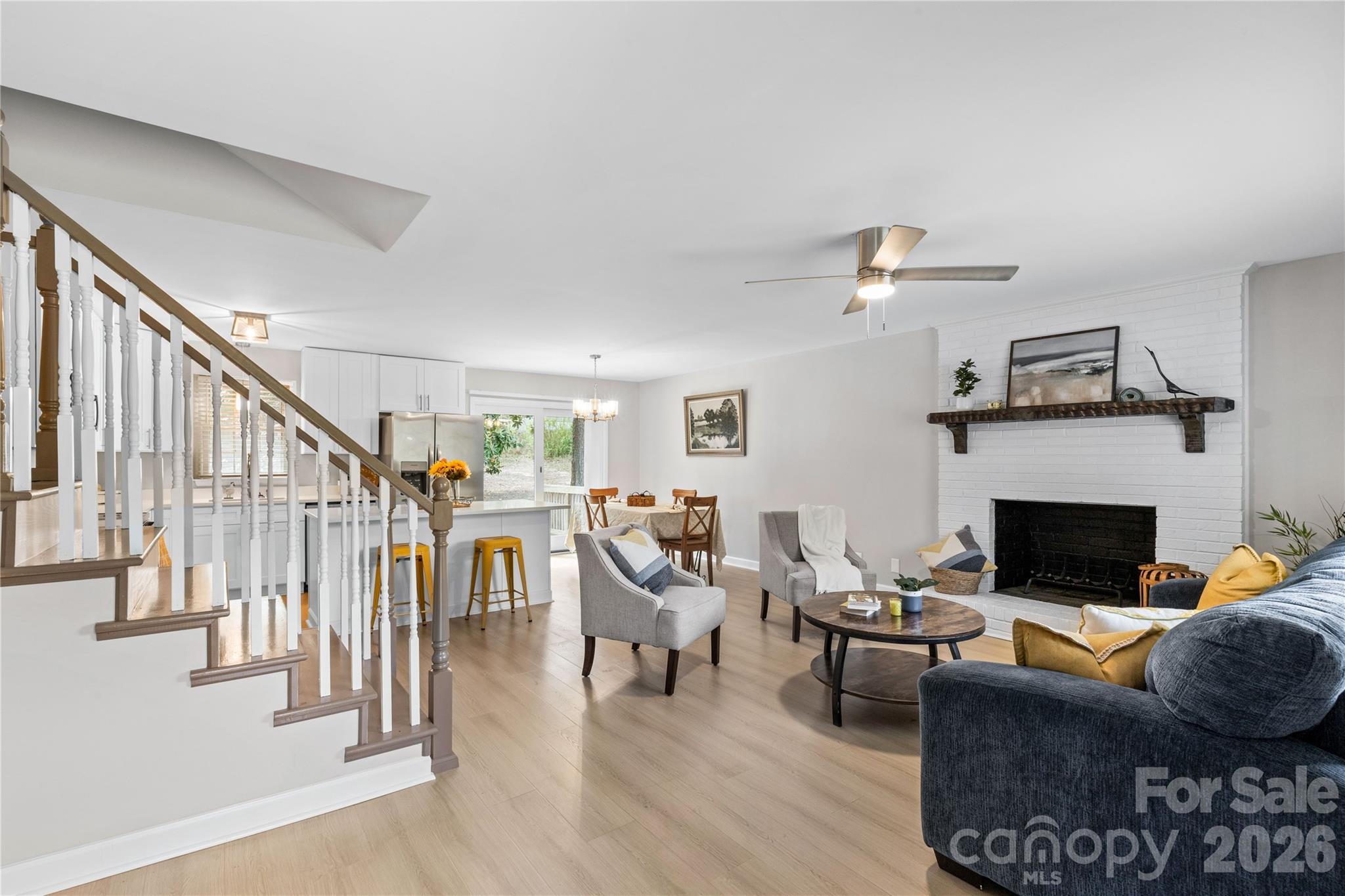 2220 Ross Cauthen Road