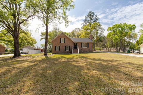 Photo of 2220 Ross Cauthen Road, Lancaster, SC 29720 (MLS # 4362780)