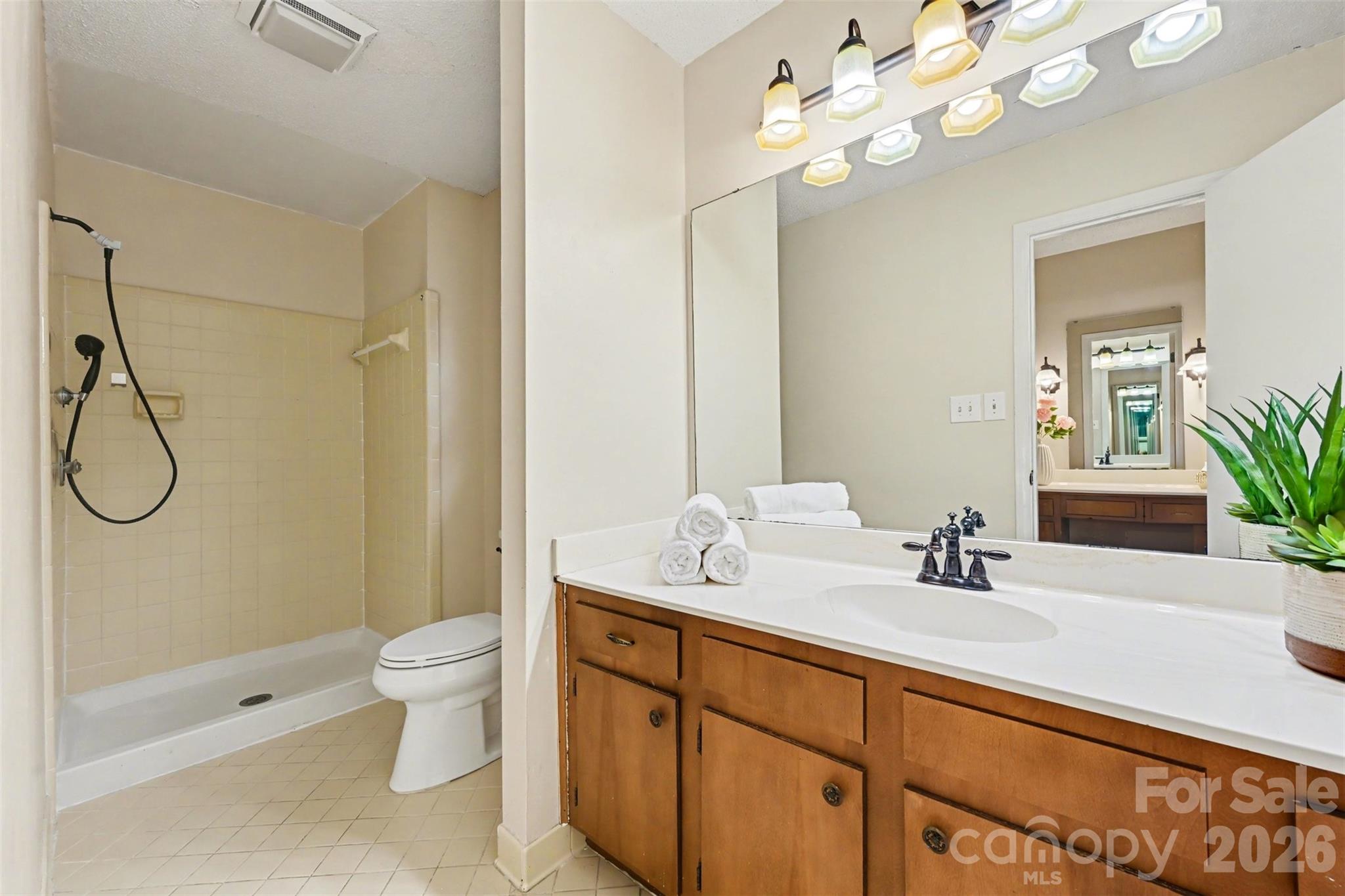 Sardis Woods - Residential