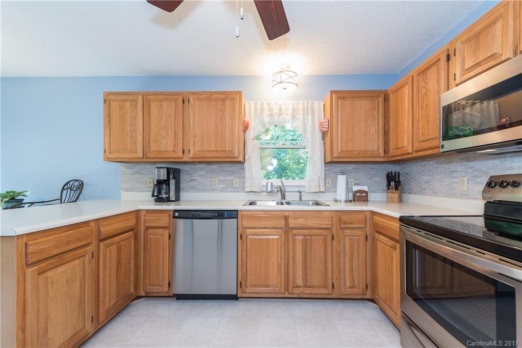 Tega Cay - Residential