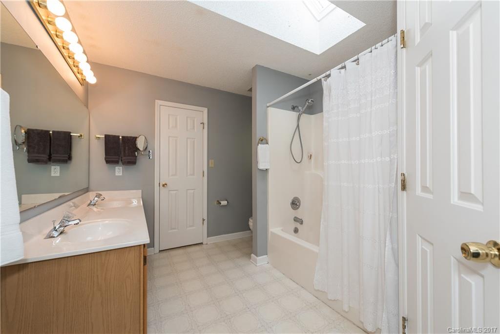 Tega Cay - Residential