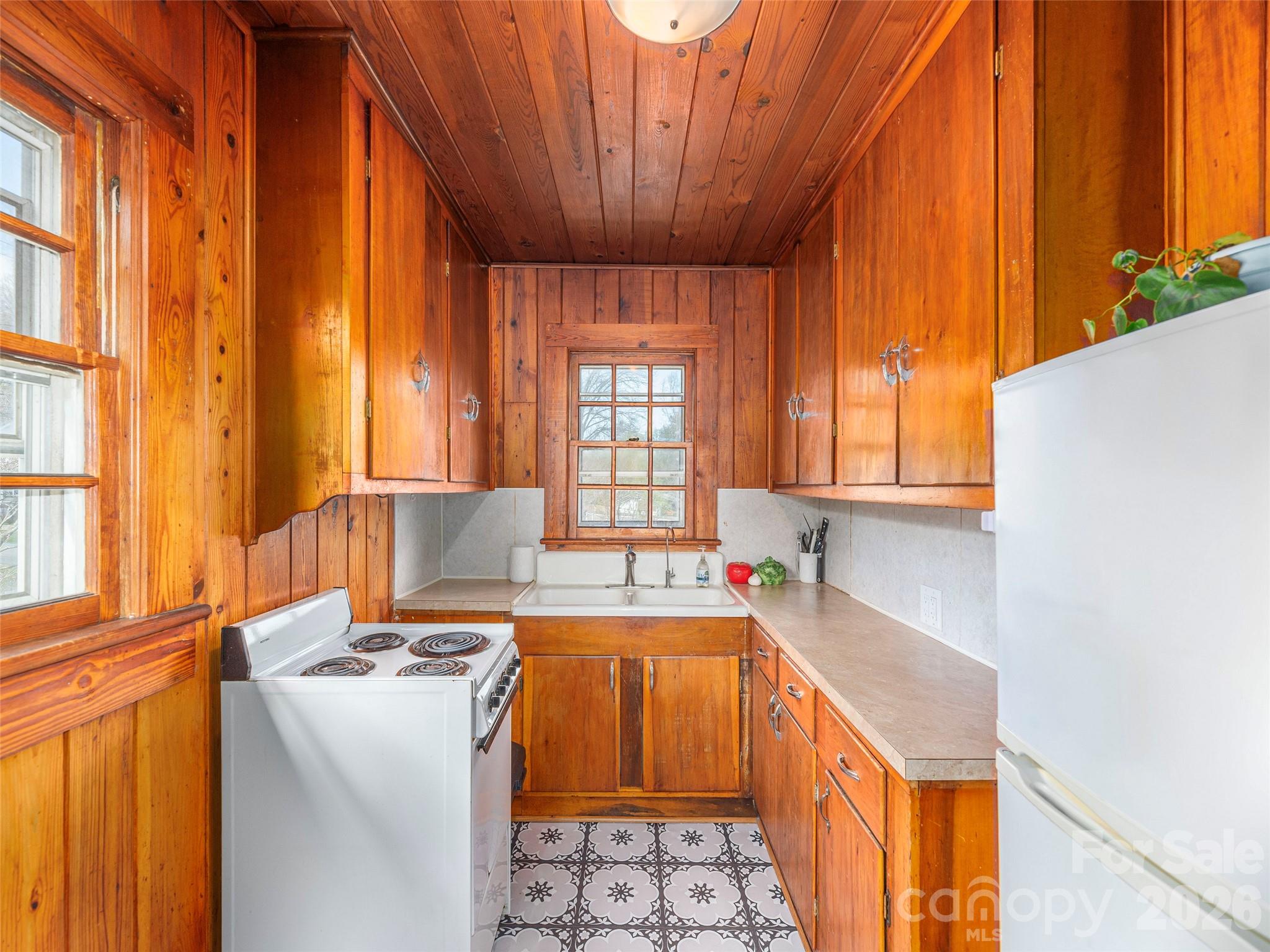 Hillside Terrace - Residential