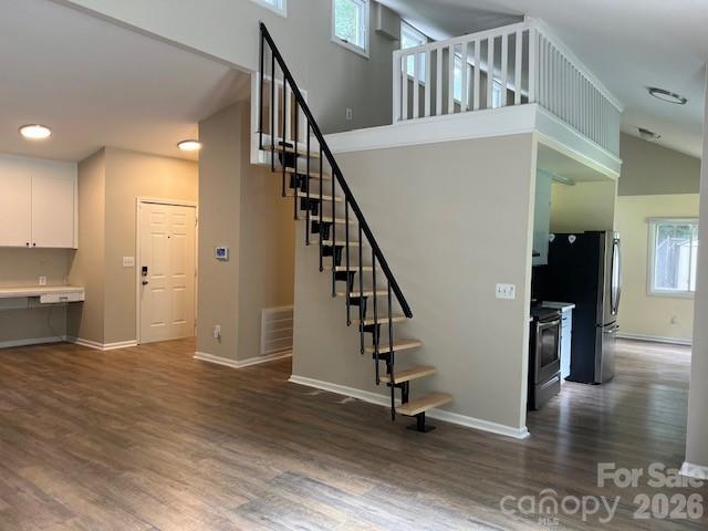 4909 Charmwood Court