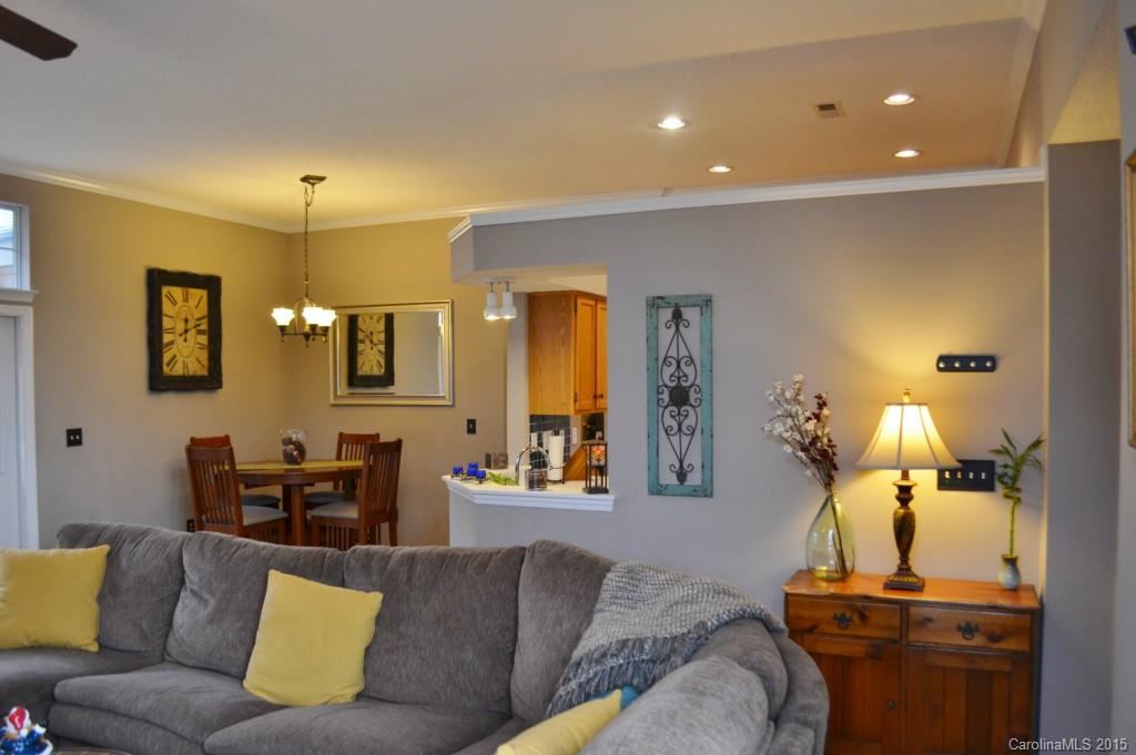 Hubbard Woods - Residential