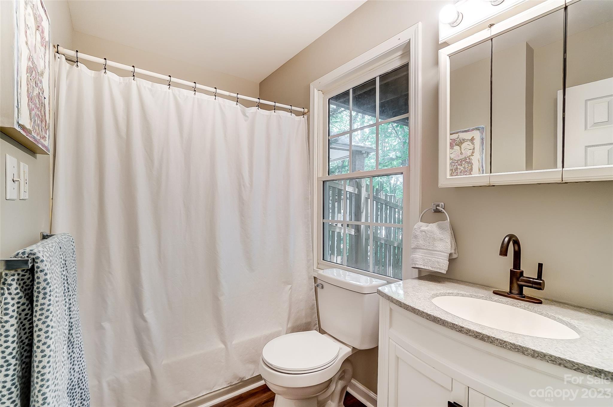 Tega Cay - Residential