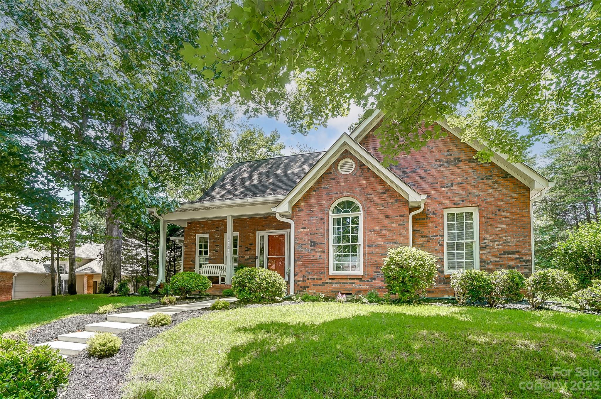 Tega Cay - Residential
