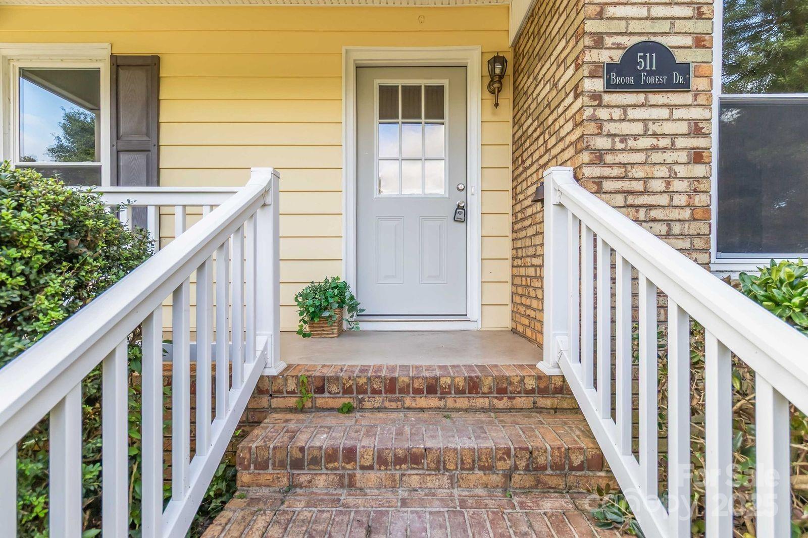 511 Brook Forest Drive