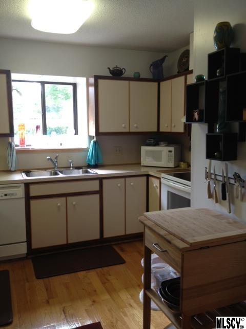 Wisteria Woods - Residential