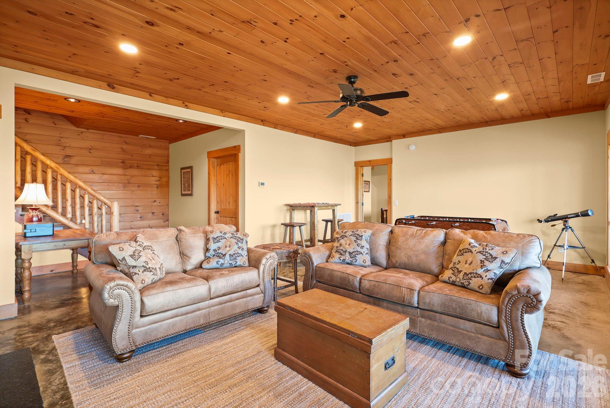 Grey Fox Ridge - Residential