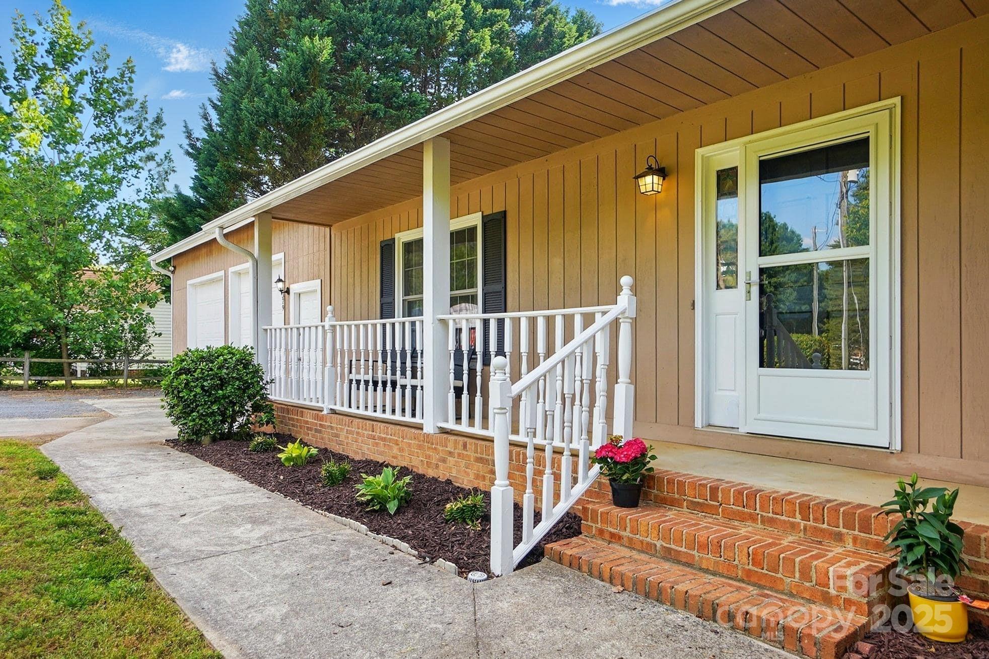 2379 Whitley Road