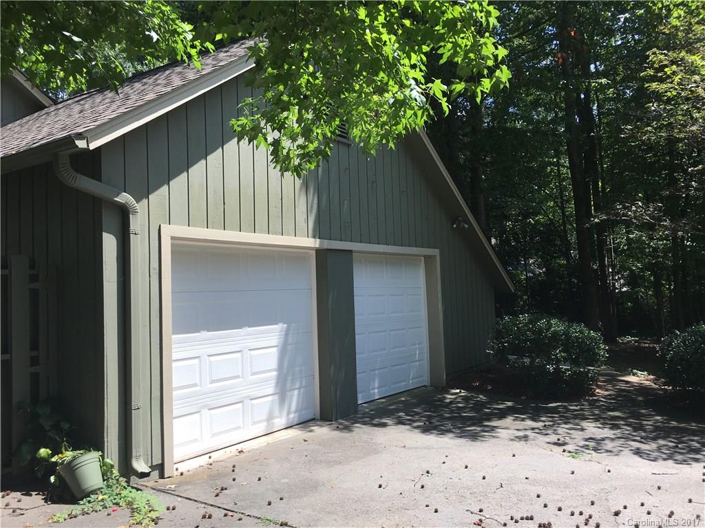 River Hills - Residential Lease