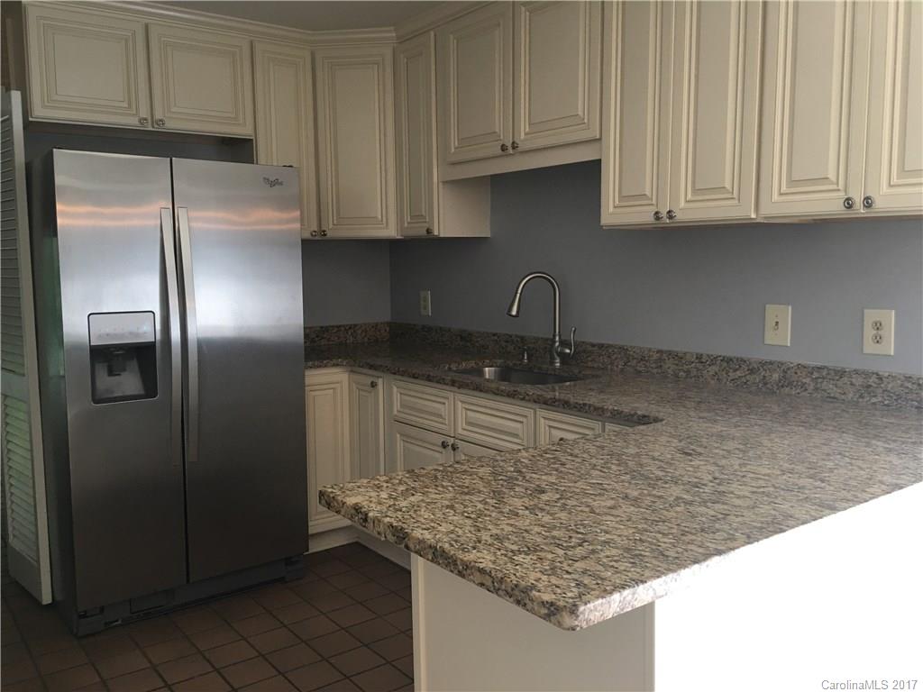 River Hills - Residential Lease